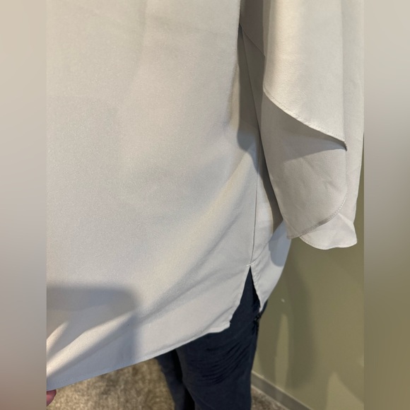Banana Republic/ grey large long belle sleeve top - Picture 4 of 6
